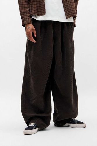 Pantalon en velours côtelé Bobbi en taille: Medium - BDG - Modalova