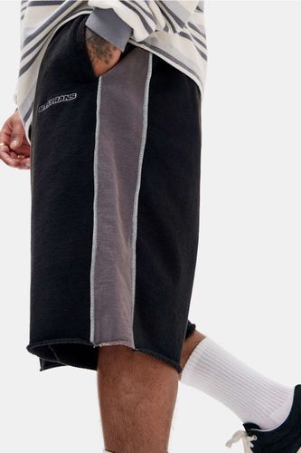 Iets frans. Shorts en jean noirs à panneau Harri et ourlet brut en taille: 2XS - iets frans... - Modalova
