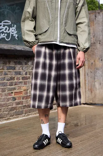 Short Bobbi Shadow Check en taille: Small - BDG - Modalova