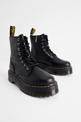 Bottes à plateforme Jadon III 8 aillets en taille: UK 4 - Dr. Martens - Modalova