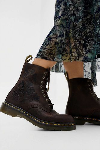 Bottes 1460 Pascal à fleurs brunes en taille: UK 4 - Dr. Martens - Modalova