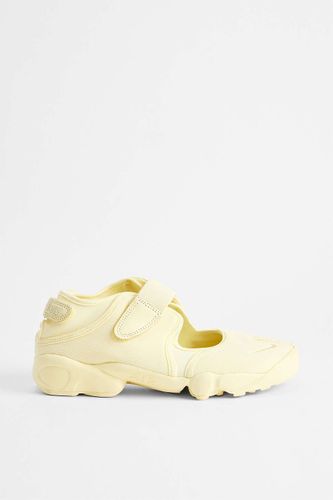 Baskets Air Rift Jaunes en taille: UK 6,5 - Nike - Modalova
