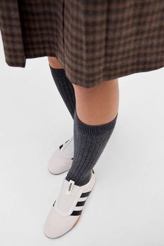 Baskets à enfiler Grandcourt Blanches en taille: UK 4 - adidas - Modalova