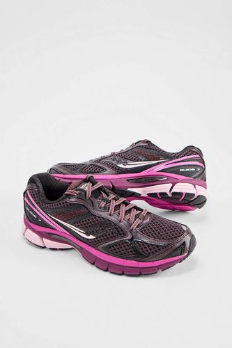 Baskets Progrid 7 marron et rose en taille: UK 5 - Saucony - Modalova