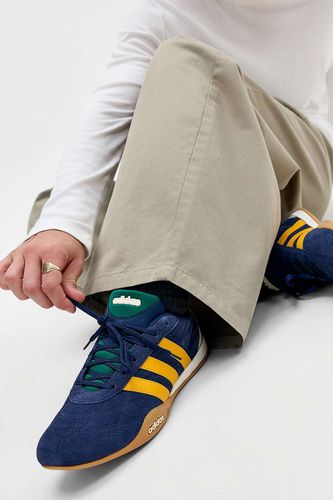 Baskets Adipsta en taille: R-U 8 - adidas - Modalova