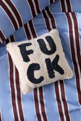 Coussin Mini F*ck Tuft par en Black and White taille: TAILLE UNIQUE - Urban Outfitters - Modalova