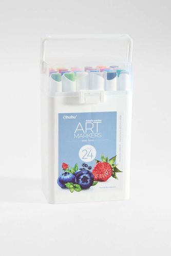 Marqueurs à alcool Ohuhu paquet de 24 en Assorted taille: TAILLE UNIQUE - Urban Outfitters - Modalova