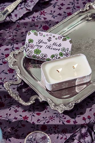 Bougie en boîte You Melt My Heart par en taille: TAILLE UNIQUE - Urban Outfitters - Modalova