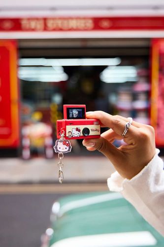 Porte-clés appareil photo miniature X Hello Kitty Funtastic en taille: TAILLE UNIQUE - Yashica - Modalova