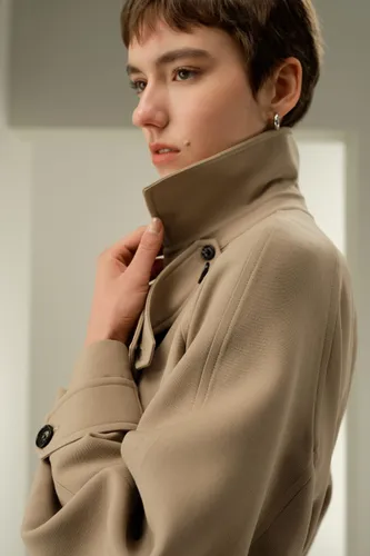 LILYSILK Manteau En Soie Double Boutonnage Conçu Pour Une Coupe Oversize En Soie-Laine Élégance Sans Effort Simple Et Classique L - LILYSILK - Modalova