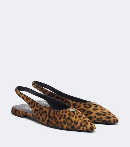 Ballerines slingback en cuir façon poulain - Prada - Modalova