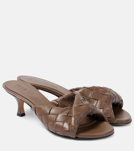 Mules Blink 50 en cuir Intrecciato - Bottega Veneta - Modalova