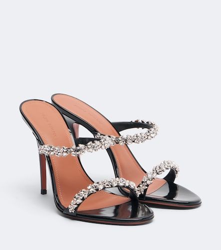 Mules Elizabeth en cuir à ornements - Amina Muaddi - Modalova