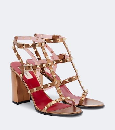 Sandales Rockstud en cuir métallisé - Valentino Garavani - Modalova