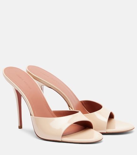 Mules Elodie 105 en cuir verni - Amina Muaddi - Modalova