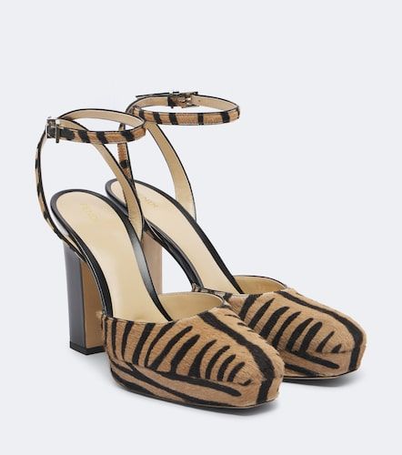 Escarpins à plateau en cuir façon poulain - Fendi - Modalova