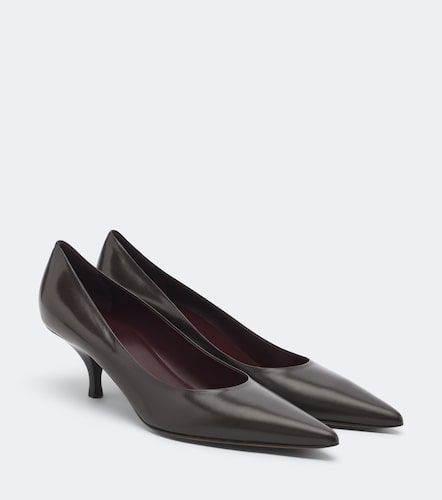 The Row Escarpins Lili en cuir - The Row - Modalova