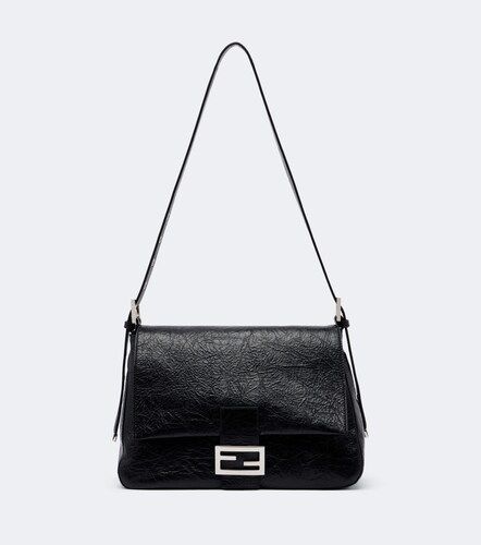 Sac porté épaule Baguette® Flap Medium en cuir - Fendi - Modalova