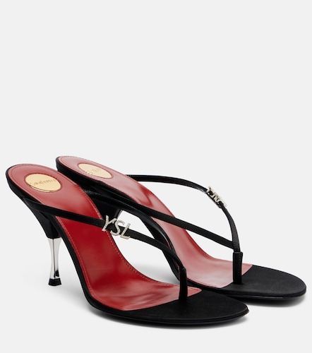 Tongs Jerry en crêpe de satin - Saint Laurent - Modalova