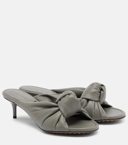 Mules Cherry Knot en cuir - Bottega Veneta - Modalova