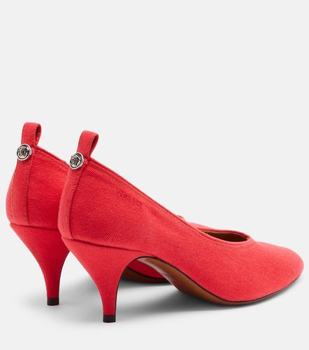 Versace Escarpins Tina en denim - Versace - Modalova