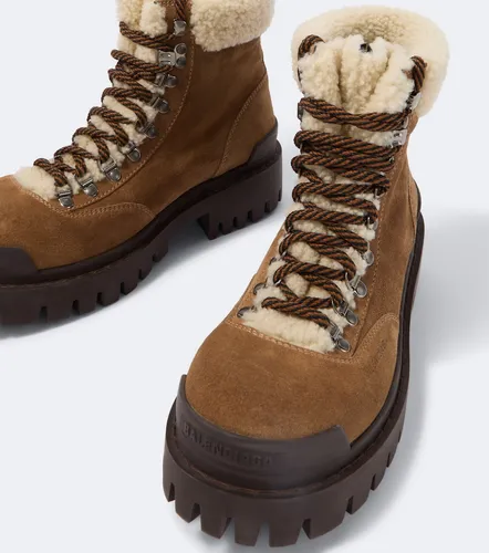 Bottines Combat Strike en daim et shearling - Balenciaga - Modalova