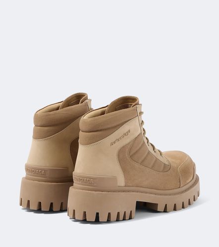 Bottines Combat Strike en daim - Balenciaga - Modalova