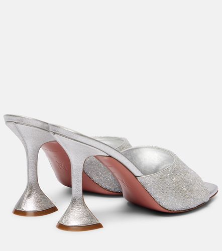 Mules Lupita 95 en cuir à ornements - Amina Muaddi - Modalova