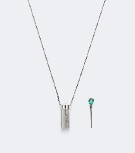 Yvonne Léon Collier Petit Vase Berlingot et Bouchon en or blanc 9 ct, émeraudes et diamants noirs - Yvonne Leon - Modalova