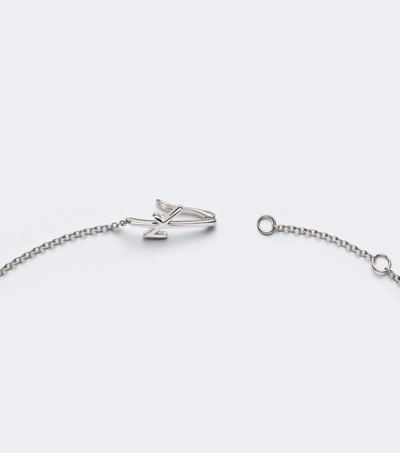 Collier Oui en or blanc 18 ct, émail noir, émeraudes et diamants - Nikos Koulis - Modalova
