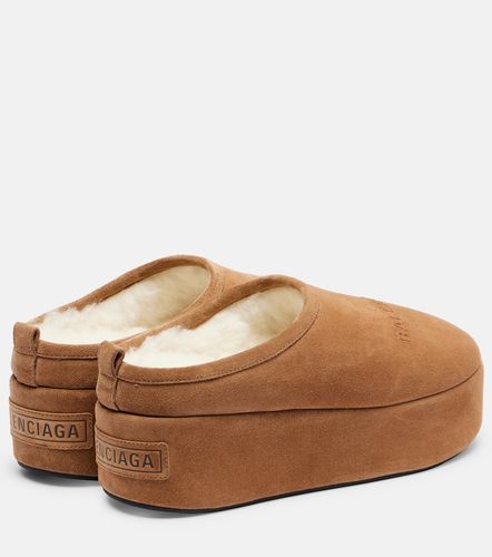 Mules compensées Alaska en daim - Balenciaga - Modalova