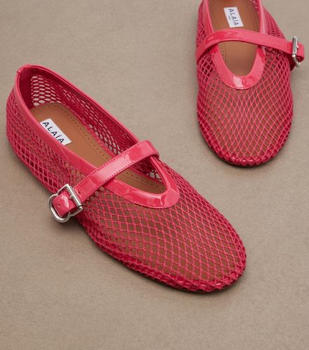 Alaïa Ballerines Mary Jane en résille et cuir - Alaia - Modalova
