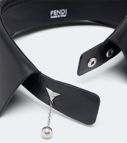 Fendi Col en cuir à ornements - Fendi - Modalova