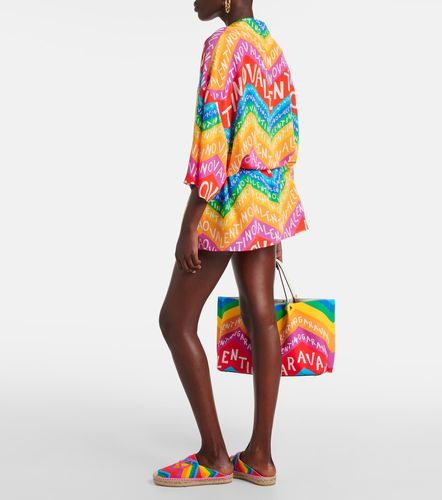 Robe chemise en soie à logo - Valentino Garavani - Modalova