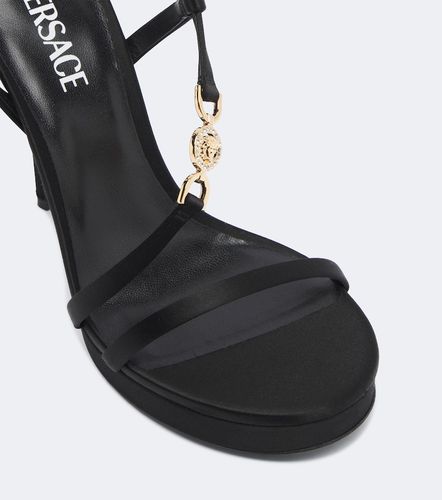 Sandales Medusa '95 en satin - Versace - Modalova