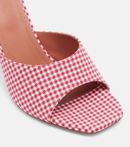 Mules Lupita à motif vichy - Amina Muaddi - Modalova