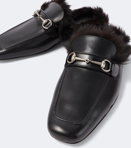 Mules Horsebit en cuir et shearling - Gucci - Modalova