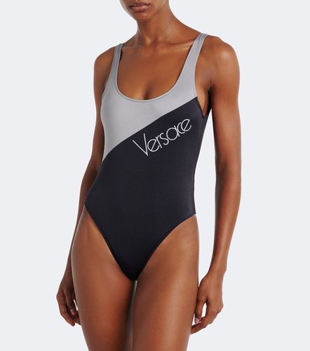 Versace Maillot de bain à logo - Versace - Modalova