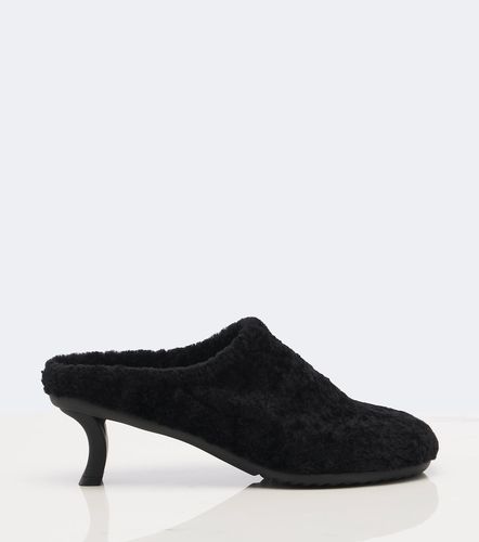 Loewe Mules Dive en shearling - Loewe - Modalova