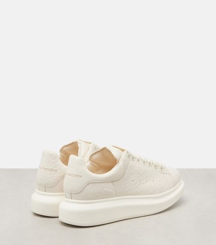 McQueen Baskets Oversized en cuir - McQueen - Modalova