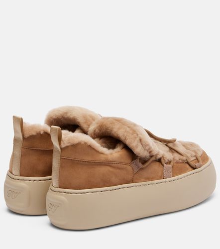 Baskets Viv’ Up en shearling et daim à ornements - Roger Vivier - Modalova