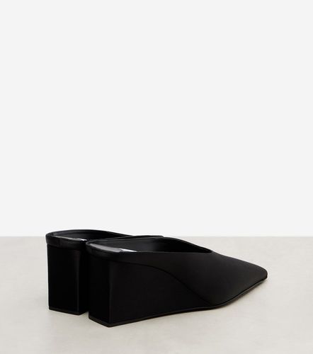 Alaïa Mules compensées Cube 75 en satin - Alaia - Modalova