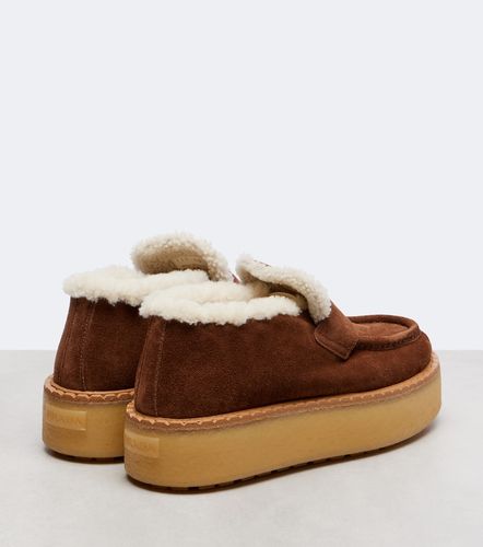 Mocassins en daim et shearling - Prada - Modalova