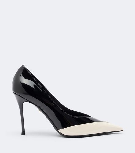 Escarpins Yasmin en cuir verni - Ferragamo - Modalova