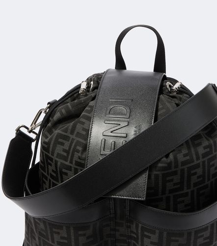 Fendi Sac à dos Strike FF Zucca - Fendi - Modalova
