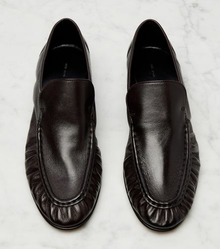 The Row Mocassins en cuir souple - The Row - Modalova