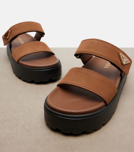 Prada Mules compensées en cuir - Prada - Modalova
