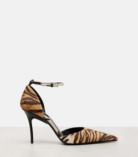 Alaïa Escarpins 90 en cuir façon poulain - Alaia - Modalova
