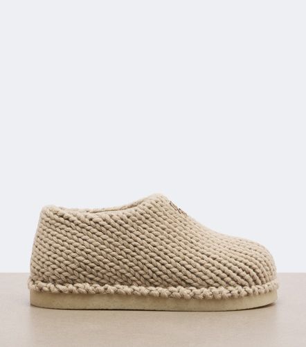 Miu Miu Chassures slip-on à logo - Miu Miu - Modalova