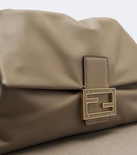Sac Baguette® Soft Large en cuir - Fendi - Modalova